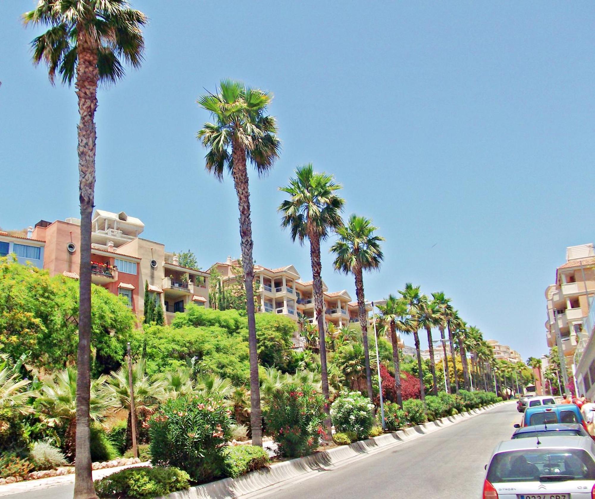 Apartamento Benalmadena Costa Apartment Exterior photo